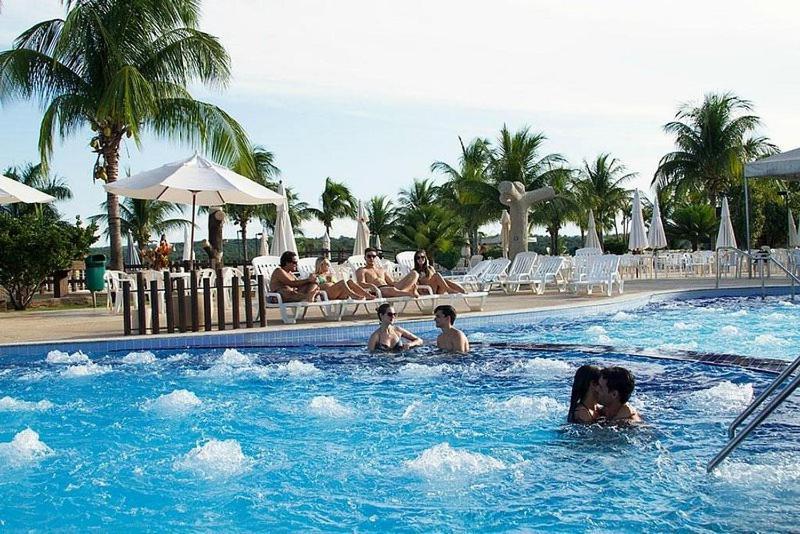 Nautico Flat Com Acesso Ao Clube Nautico Praia- Caldas Novas Eksteriør billede